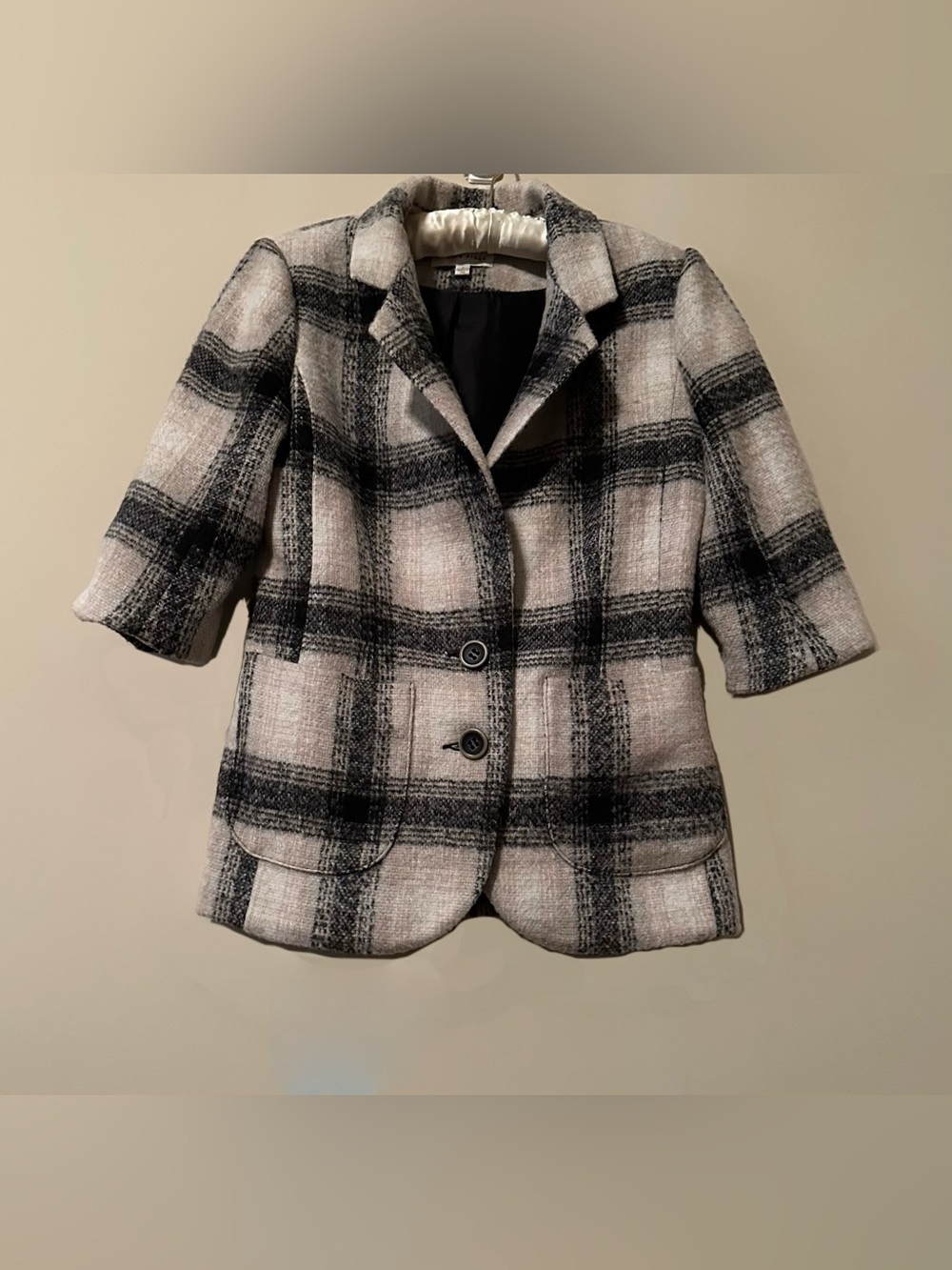 Third Piece Plaid Short-Sleeve Blazer Jacket